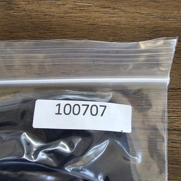 DKNY  Long-Sleeve Pleated Keyhole Black Blouse Women's Size XL - Picture 10 of 10